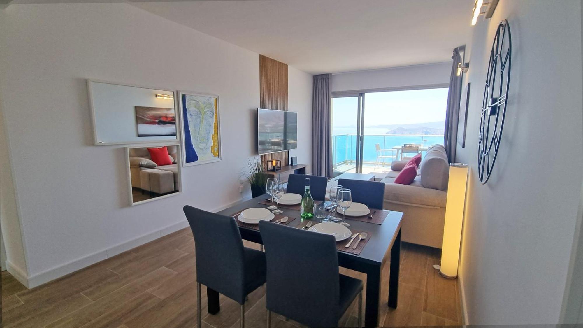 Skyscraper Apartment With Panoramic Views - Floor 38 Μπένιντορμ Εξωτερικό φωτογραφία