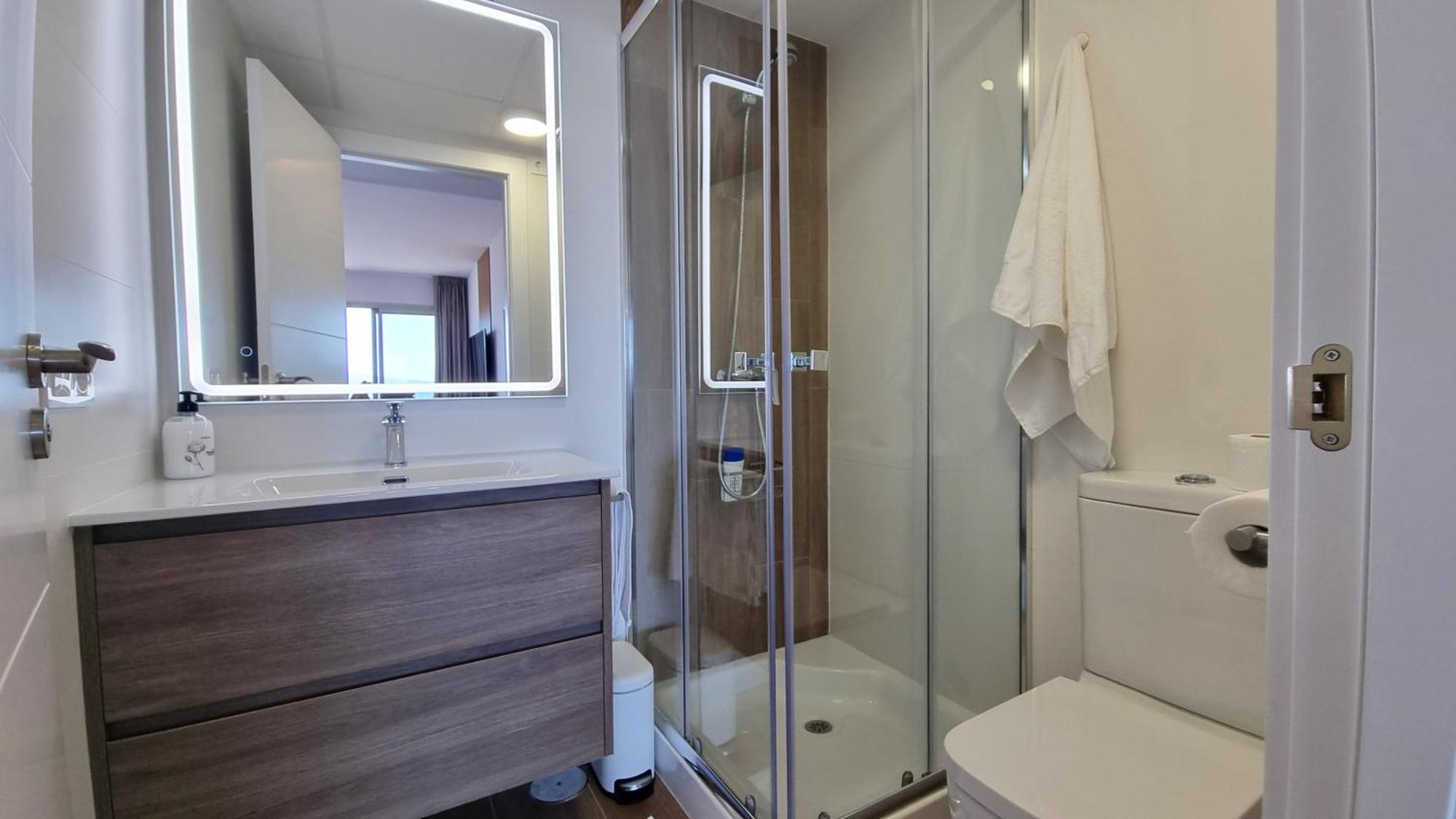 Skyscraper Apartment With Panoramic Views - Floor 38 Μπένιντορμ Εξωτερικό φωτογραφία